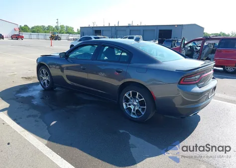 2015 Dodge Charger Sxt z USA, uszkodzony, nr VIN 2C3CDXJG7FH884274